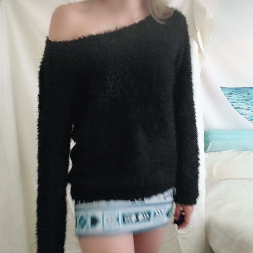 Fury sweater with wide collar